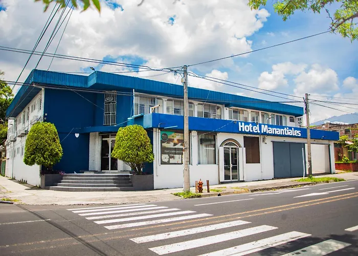 Hotel Manantiales